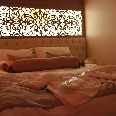 Hotell Taksim Peri 2*