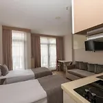 Taksim Peri Hotel 2*