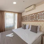 Hotel Taksim Peri Istanbul