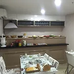 Hotel Taksim Peri