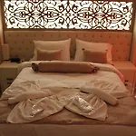 Hotel Taksim Peri Istanbul