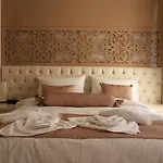 Taksim Peri Hotel