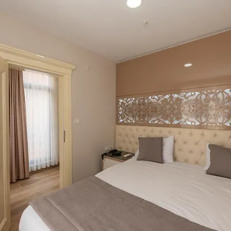 Hotel Taksim Peri