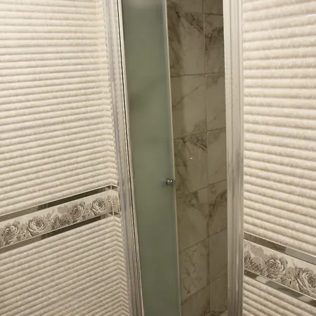 Hotel Taksim Peri 2*