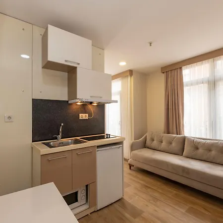 Hotel Taksim Peri 2*