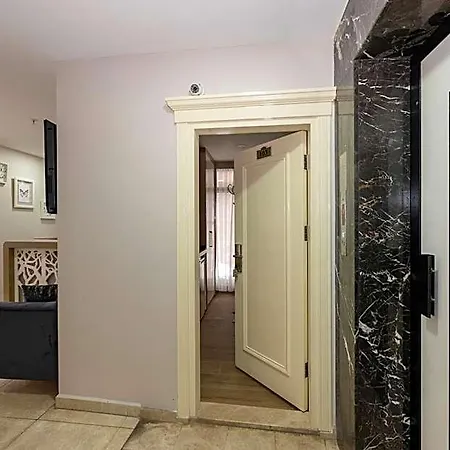 Taksim Peri Hotel Istanboel
