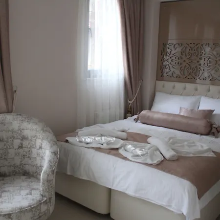 Hotel Taksim Peri